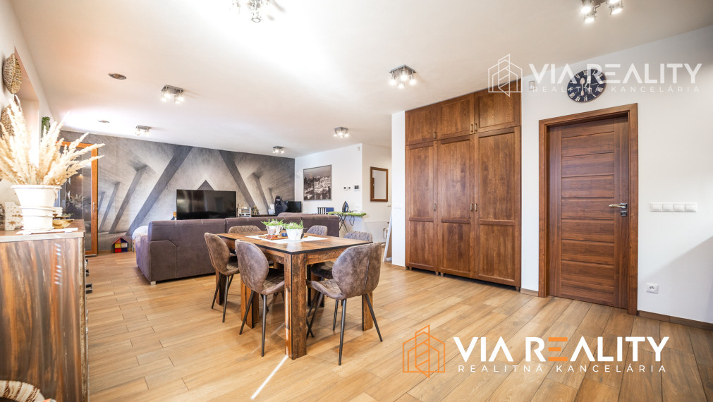 4 izbový rodinný dom, 4x parking, prenájom, Krajná ulica, Stupava