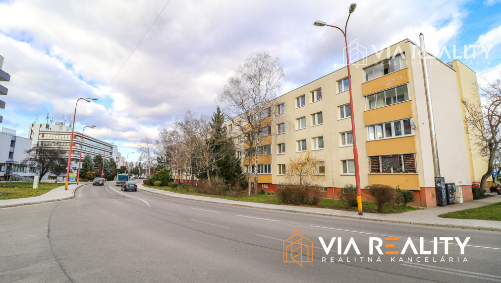 PREDANÉ 3-izbový byt s loggiou, pôvodný stav, predaj, Bieloruská, Bratislava – Podunajské Biskupice