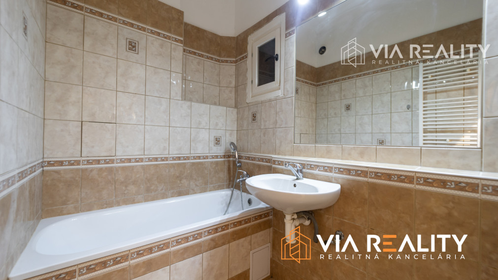 PREDANÉ 3-izbový byt v centre, predaj, Bratislava - Staré Mesto