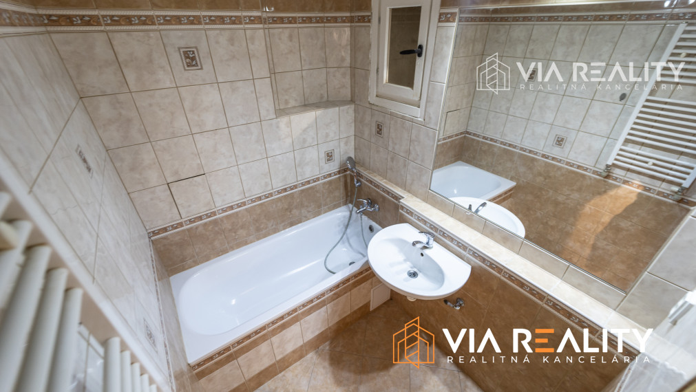 PREDANÉ 3-izbový byt v centre, predaj, Bratislava - Staré Mesto