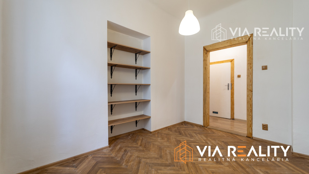 PREDANÉ 3-izbový byt v centre, predaj, Bratislava - Staré Mesto