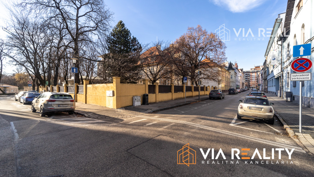 PREDANÉ 3-izbový byt v centre, predaj, Bratislava - Staré Mesto