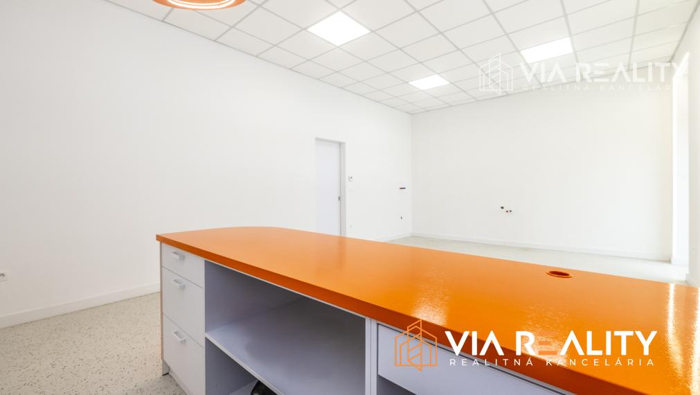 PRENAJATE Obchodný priestor, Bernolákovska 18, Ivanka pri Dunaji