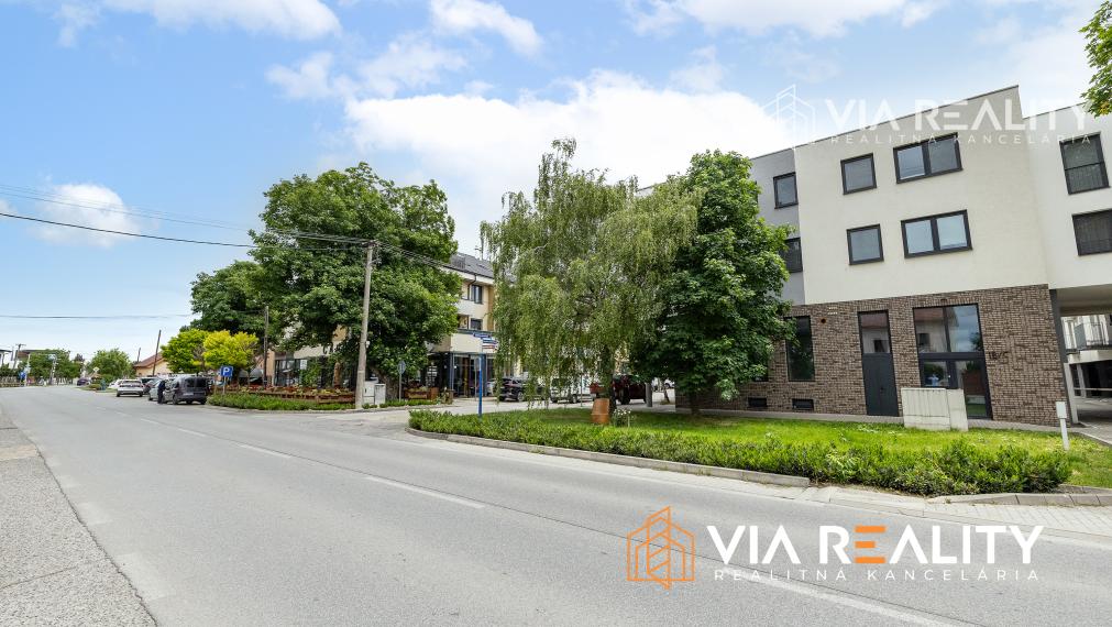 PRENAJATE Obchodný priestor, Bernolákovska 18, Ivanka pri Dunaji