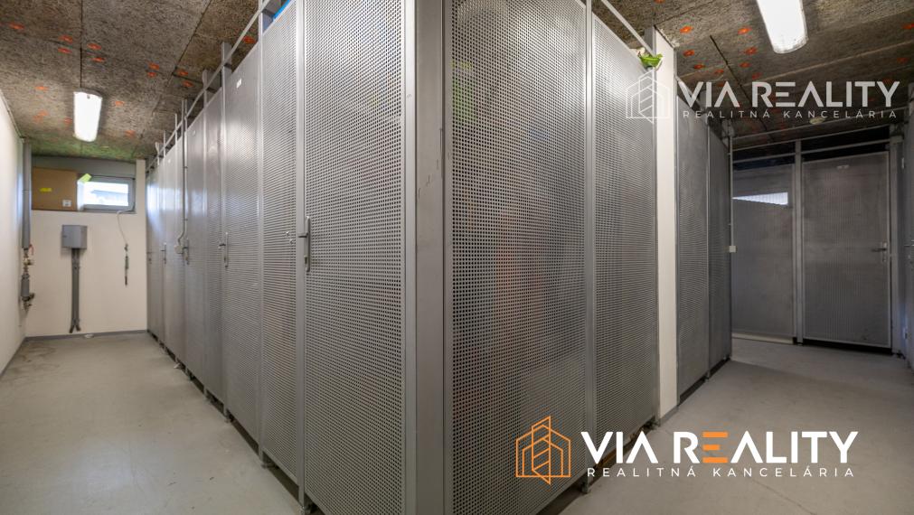 REZERVOVANÉ 2-izbový byt, Tri veže, loggia, parking, predaj, Bratislava - Nové Mesto