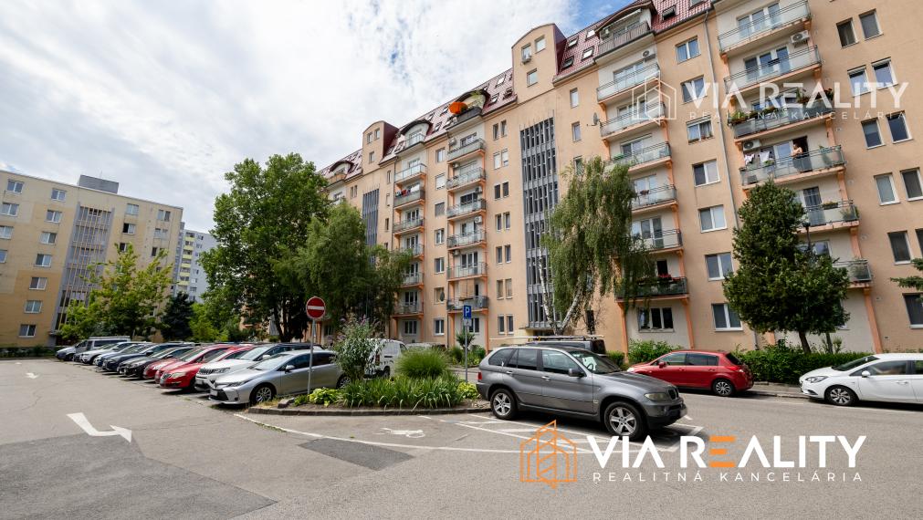 PREDANÉ 1-izbový byt na predaj Astrová 6, Ružinov, Bratislava