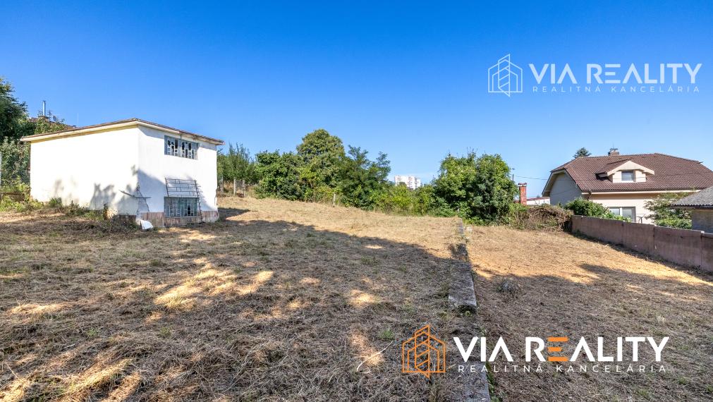 Stavebný pozemok na predaj, smer Devín, Bratislava - Karlova Ves