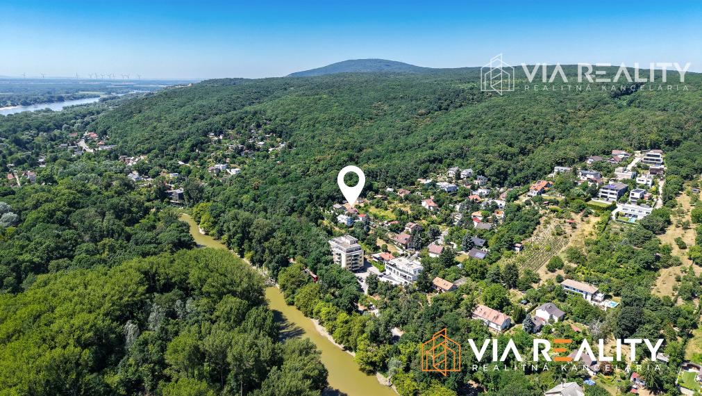 Stavebný pozemok na predaj, smer Devín, Bratislava - Karlova Ves