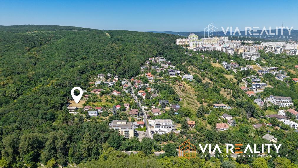 Stavebný pozemok na predaj, smer Devín, Bratislava - Karlova Ves