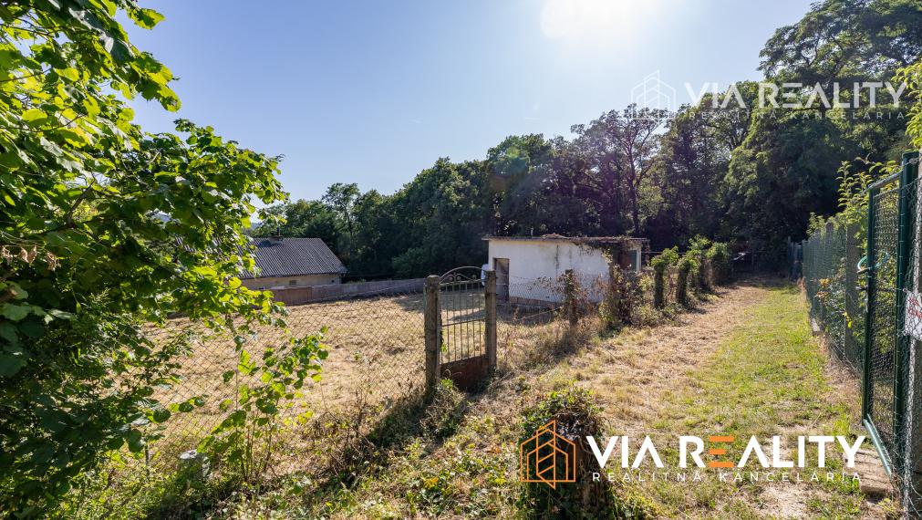 Stavebný pozemok na predaj, smer Devín, Bratislava - Karlova Ves