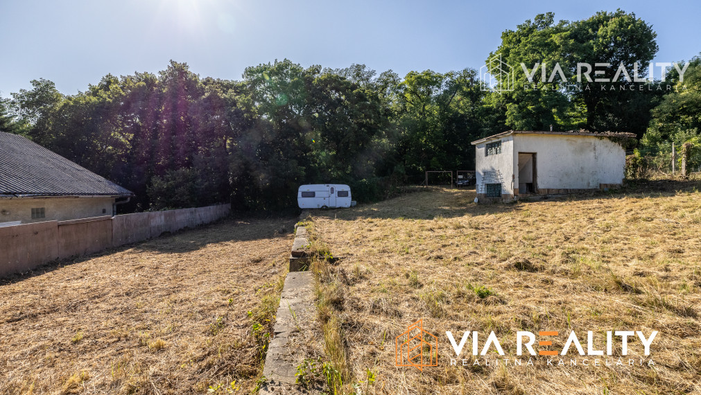 Stavebný pozemok na predaj, smer Devín, Bratislava - Karlova Ves