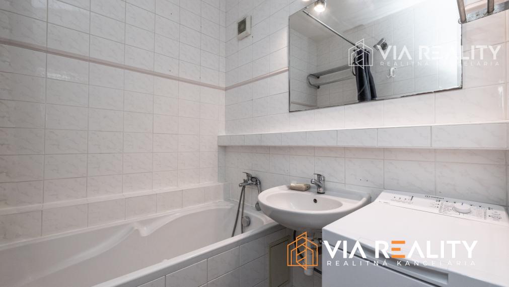 REZERVOVANÉ 3-izbový byt, balkón, prenájom, Jasovská, Bratislava - Petržalka