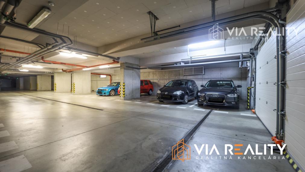 REZERVOVANÉ 2 izbový byt, predaj, garažové státie, klíma, Rustaveliho, Bratislava - Rača