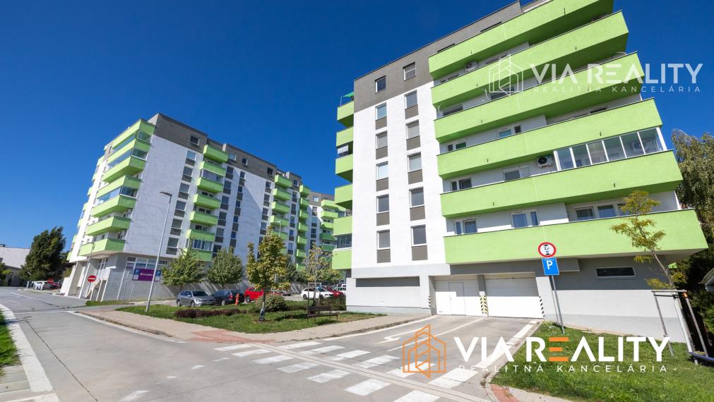 REZERVOVANÉ 2 izbový byt, predaj, garažové státie, klíma, Rustaveliho, Bratislava - Rača