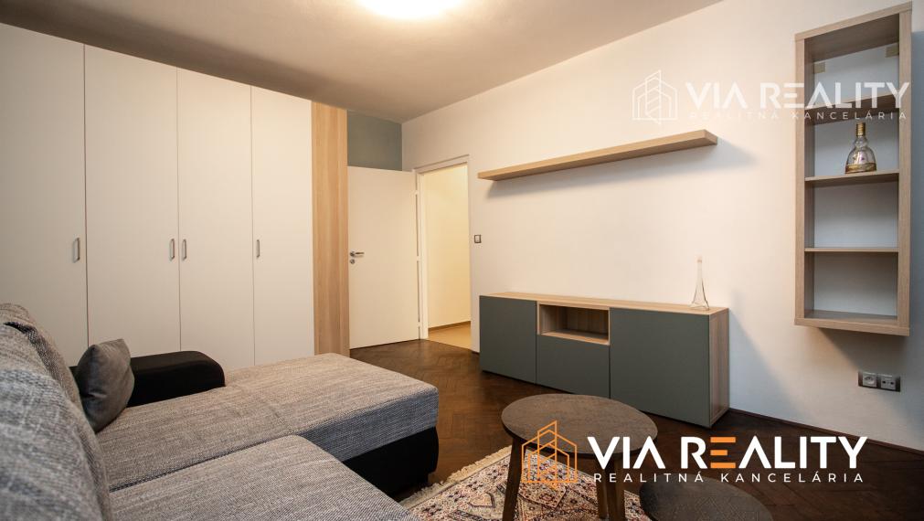 1-izbový byt s pivnicou, kompletná rekonštrukcia, prenájom, Guothova, Bratislava - Kramáre