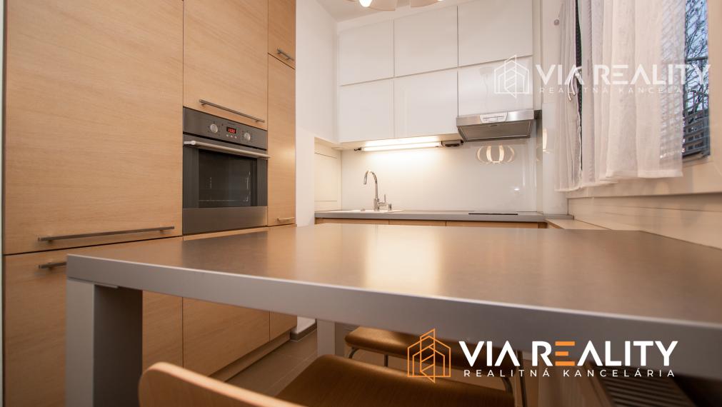 1-izbový byt s pivnicou, kompletná rekonštrukcia, prenájom, Guothova, Bratislava - Kramáre