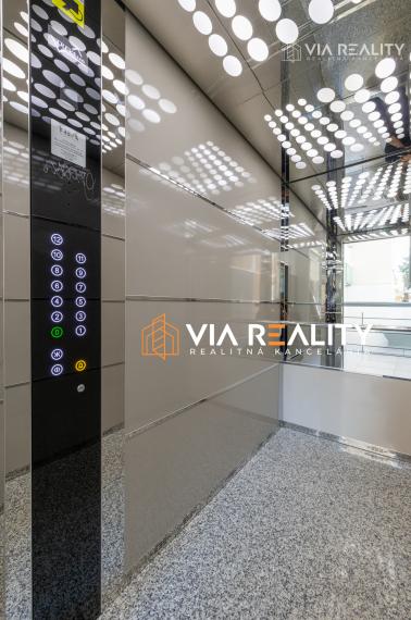 3-izbový byt s loggiou, pivnica, predaj, Ševčenkova ulica, Bratislava - Petržalka