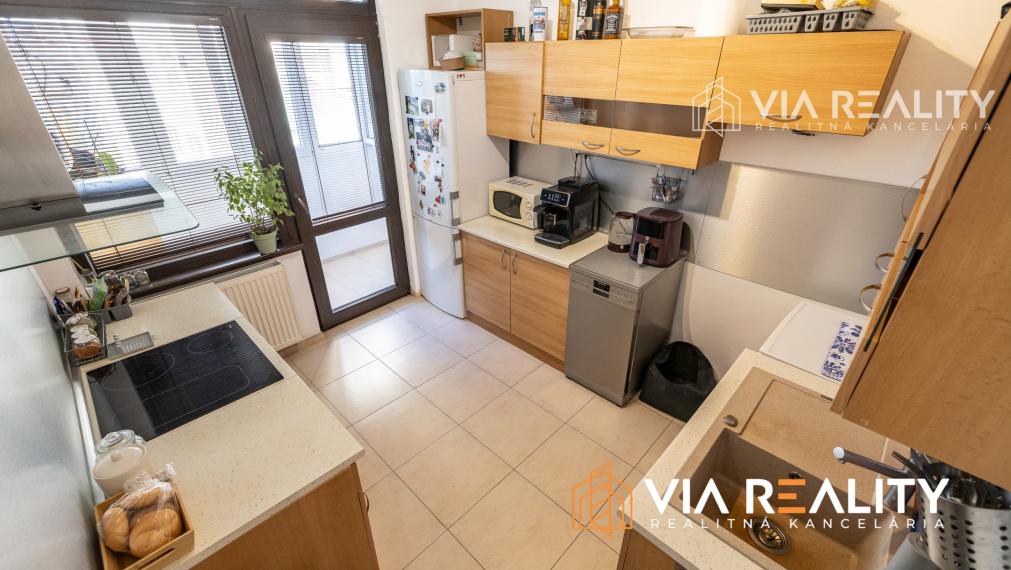 3-izbový byt s loggiou, pivnica, predaj, Ševčenkova ulica, Bratislava - Petržalka