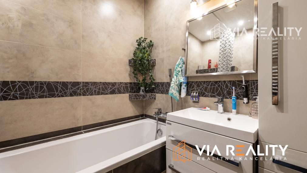 3-izbový byt s loggiou, pivnica, predaj, Ševčenkova ulica, Bratislava - Petržalka