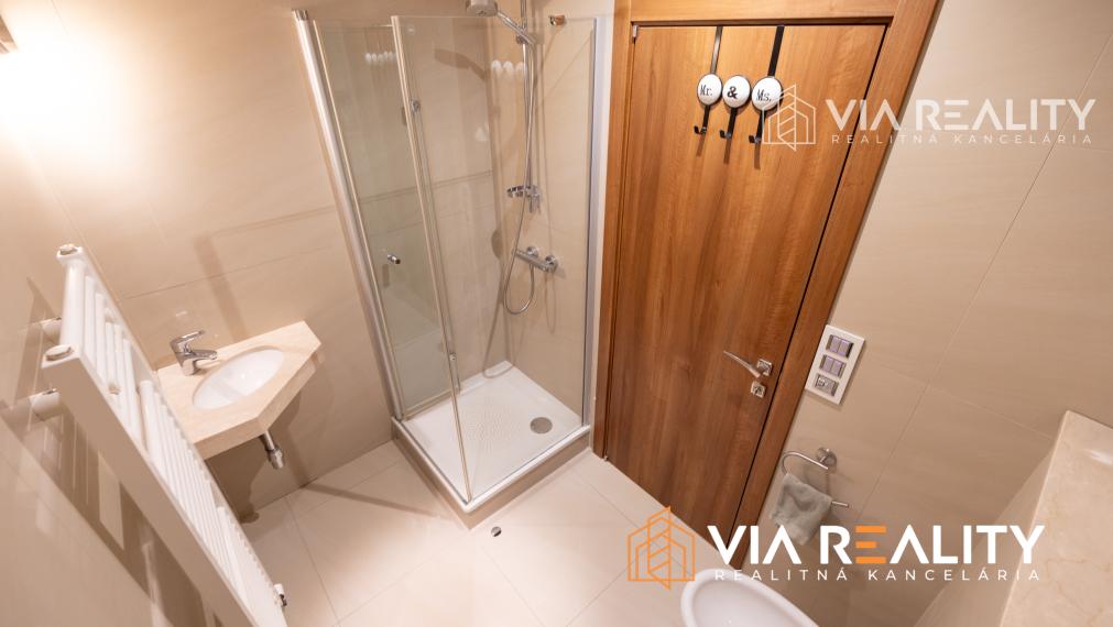 Predaj 2-izbový byt, pre Airbnb + PARKING – Dunajská, Staré Mesto – Bratislava