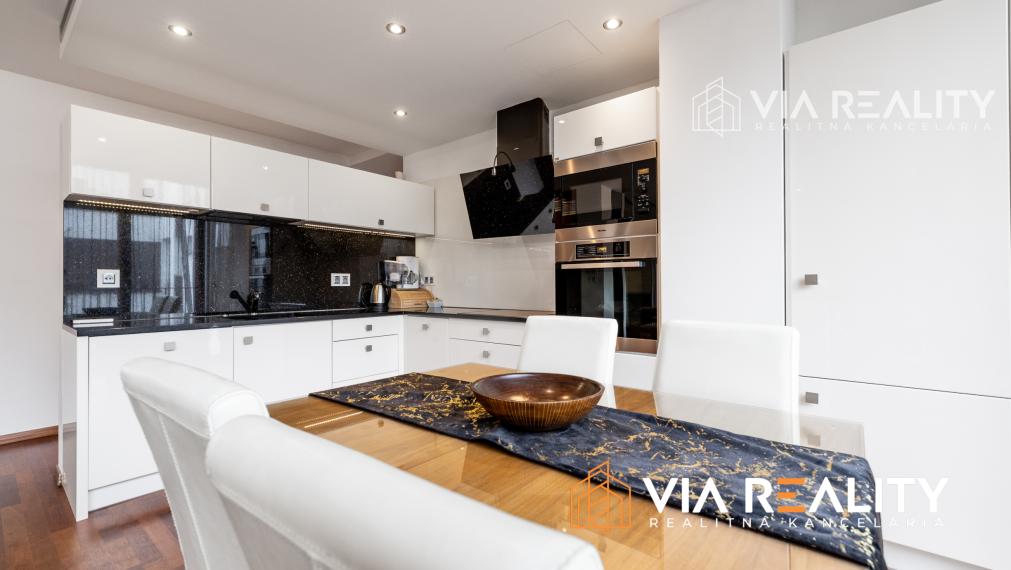 Predaj 2-izbový byt + PARKING – Dunajská, Staré Mesto – Bratislava