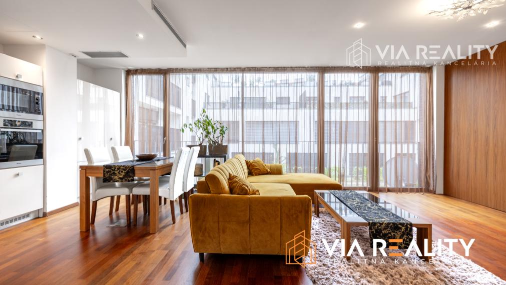 Predaj 2-izbový byt + PARKING – Dunajská, Staré Mesto – Bratislava