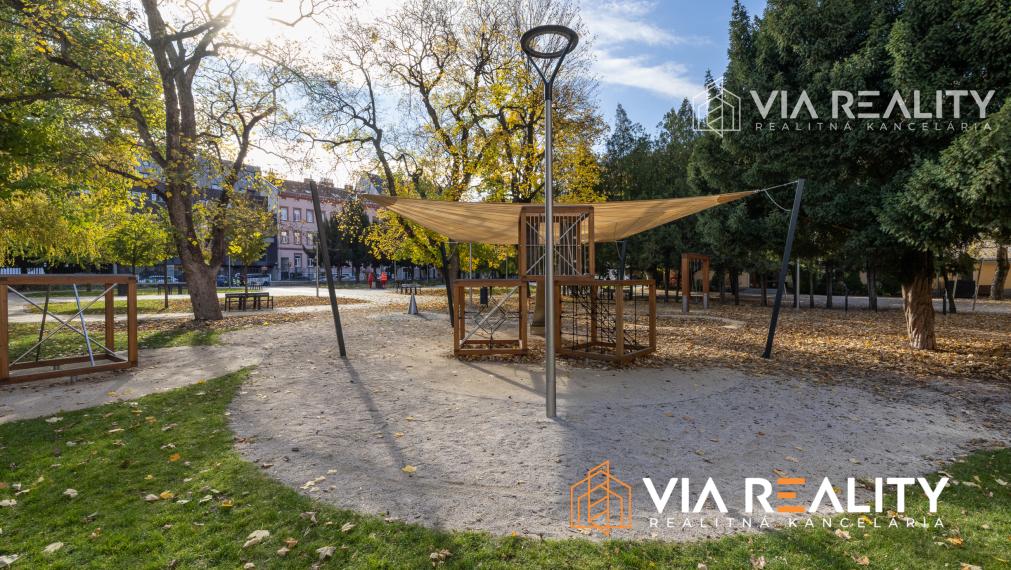 Predaj 2-izbový byt + PARKING – Dunajská, Staré Mesto – Bratislava