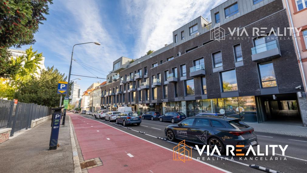 Predaj 2-izbový byt + PARKING – Dunajská, Staré Mesto – Bratislava