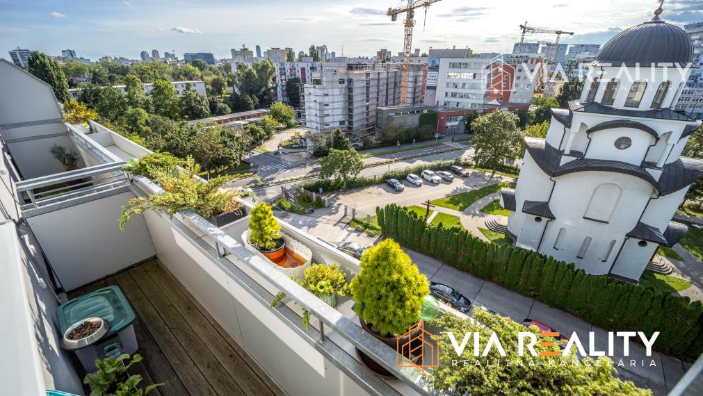 PREDAJ  2-izbový apartmán s 2 balkónmi, novostavba, Tomášikova, Bratislava - Ružinov