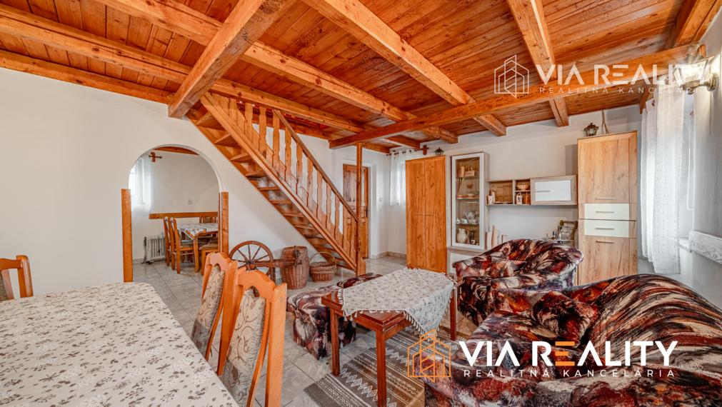 Rekreačný dom s vínnou pivnicou – Stará Hora, Sebechleby