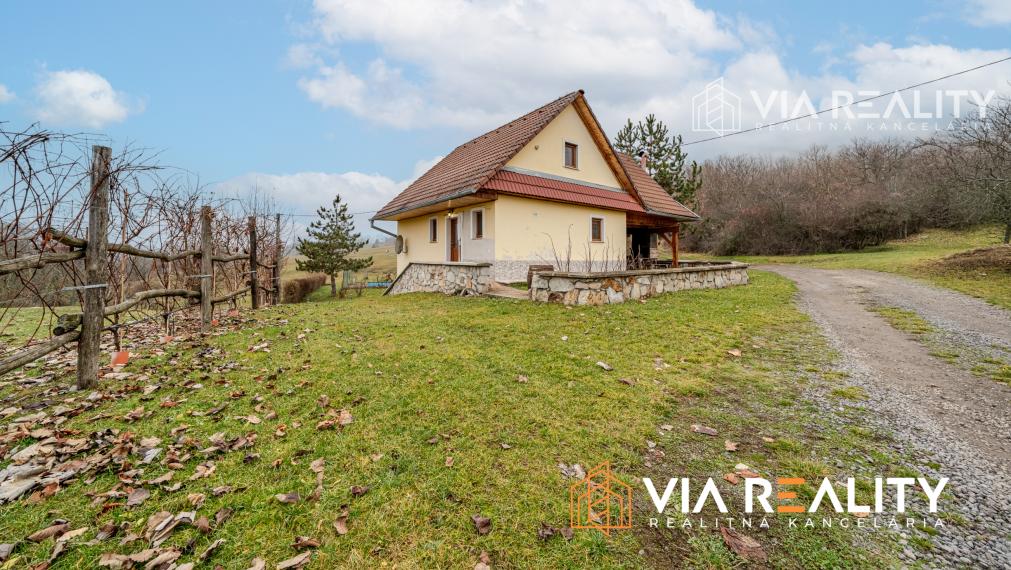 Rekreačný dom s vínnou pivnicou – Stará Hora, Sebechleby