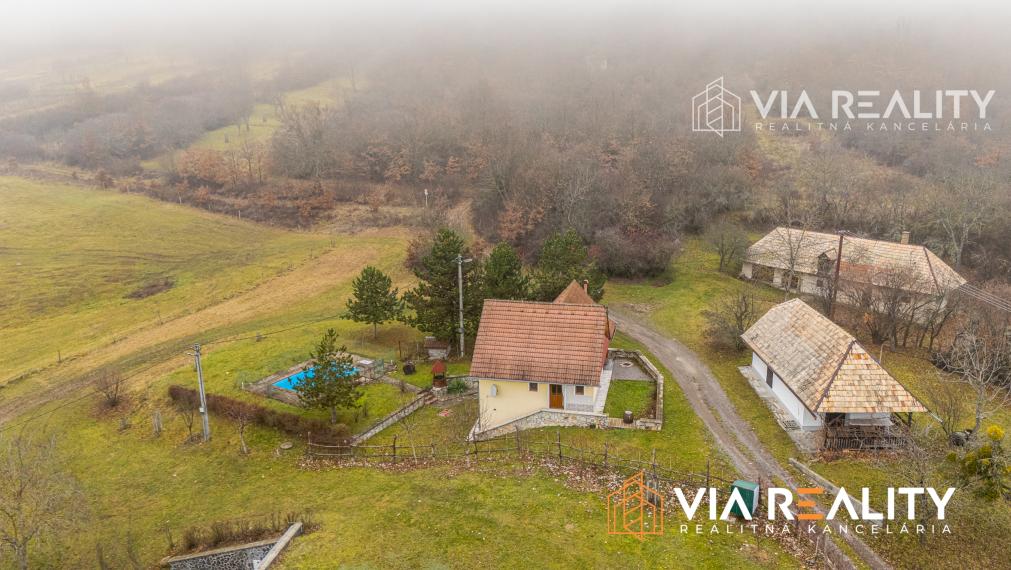 Rekreačný dom s vínnou pivnicou – Stará Hora, Sebechleby