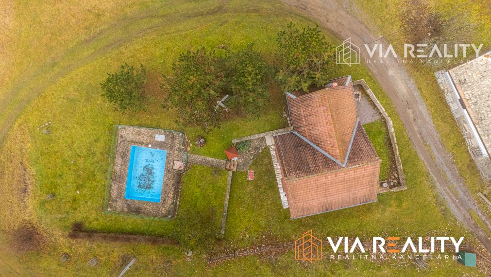 Rekreačný dom s vínnou pivnicou – Stará Hora, Sebechleby