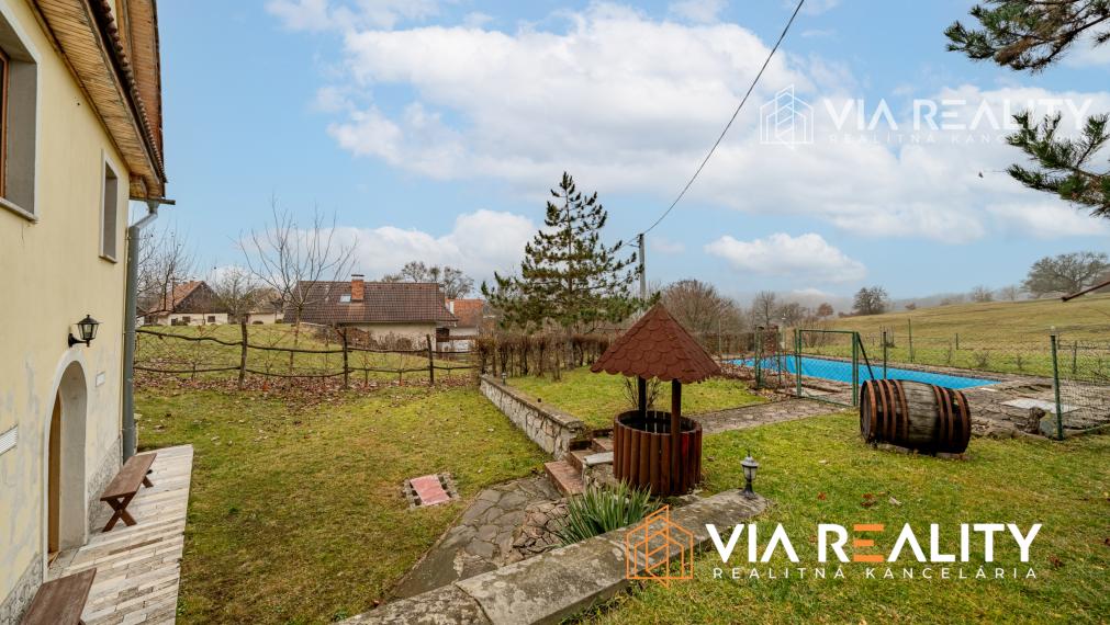 Rekreačný dom s vínnou pivnicou – Stará Hora, Sebechleby