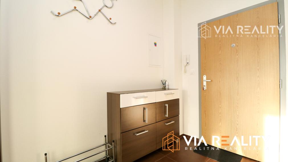 Prenájom 2-izbový byt s balkónom – Račianska, Nové Mesto, Bratislava