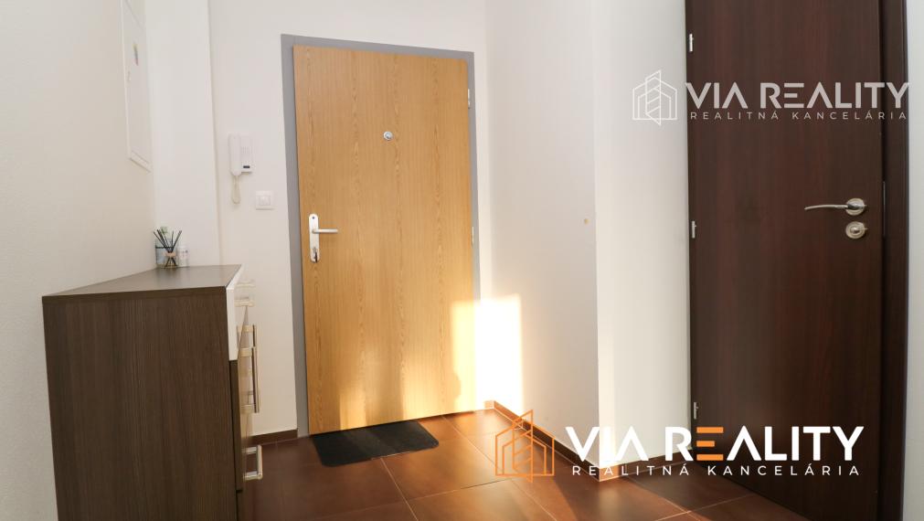 Prenájom 2-izbový byt s balkónom – Račianska, Nové Mesto, Bratislava