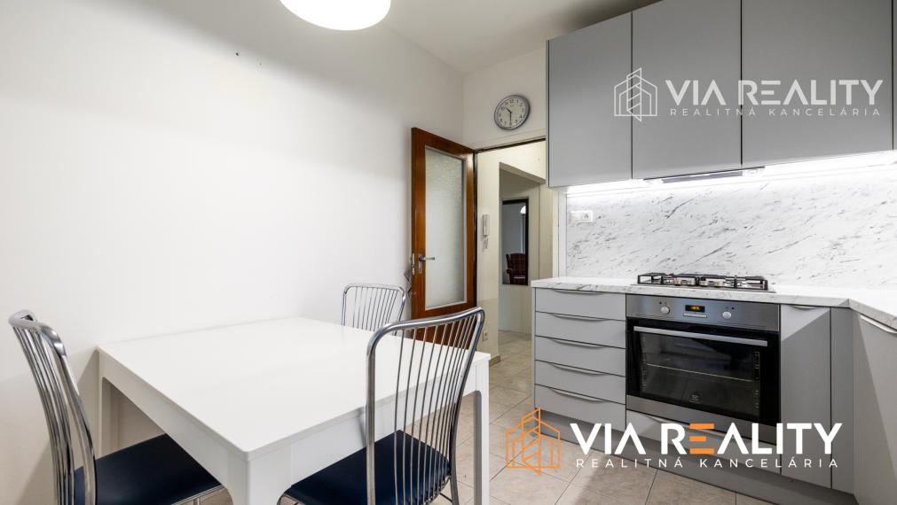 3-izbový byt s loggiou, predaj, Šintavská, Petržalka, Bratislava