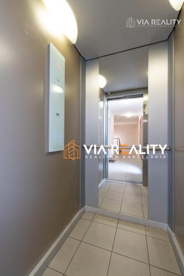 3 izbový PENTHOUSE, 2 x parking, Koliba, terasa, Bratislava-Nové Mesto