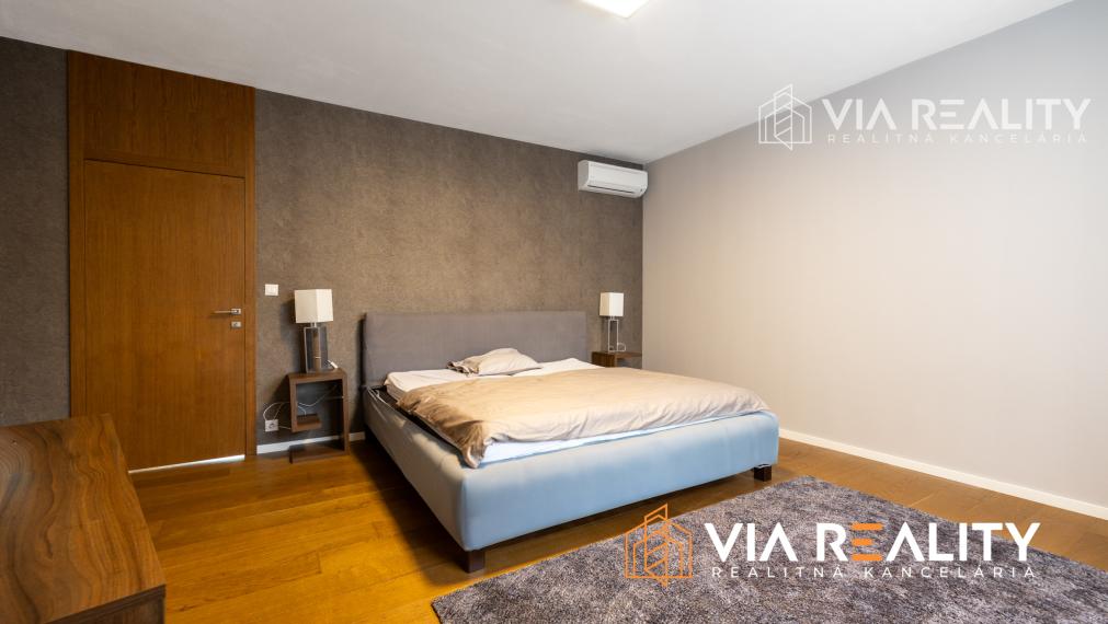 3 izbový PENTHOUSE, 2 x parking, Koliba, terasa, Bratislava-Nové Mesto