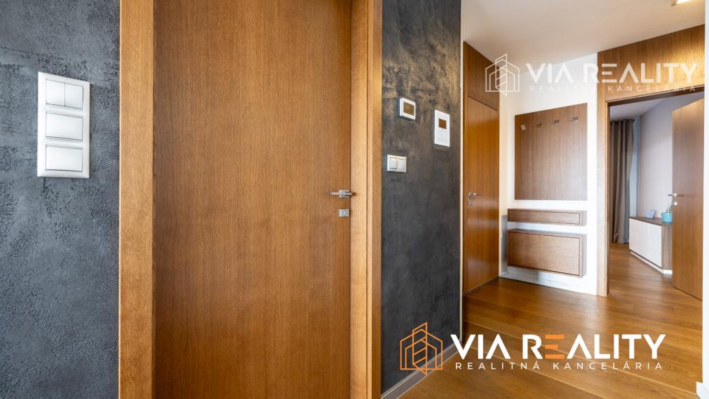 3 izbový PENTHOUSE, 2 x parking, Koliba, terasa, Bratislava-Nové Mesto