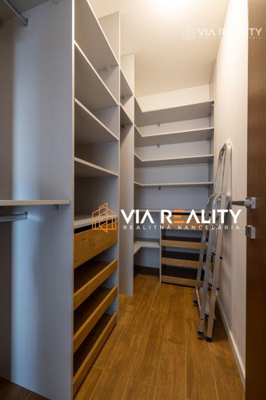 3 izbový PENTHOUSE, 2 x parking, Koliba, terasa, Bratislava-Nové Mesto