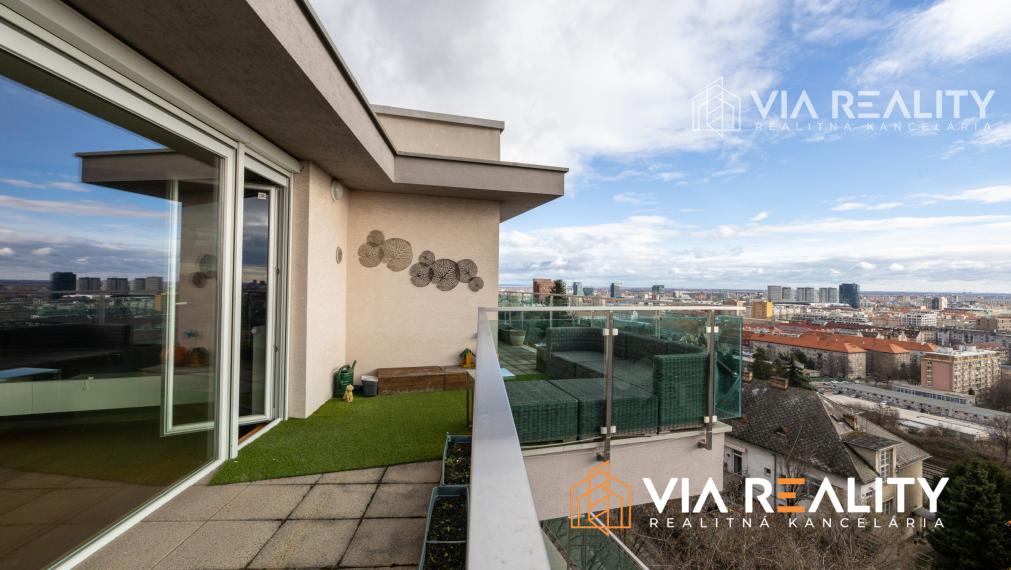 3 izbový PENTHOUSE, 2 x parking, Koliba, terasa, Bratislava-Nové Mesto