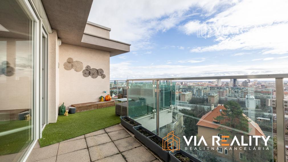 3 izbový PENTHOUSE, 2 x parking, Koliba, terasa, Bratislava-Nové Mesto