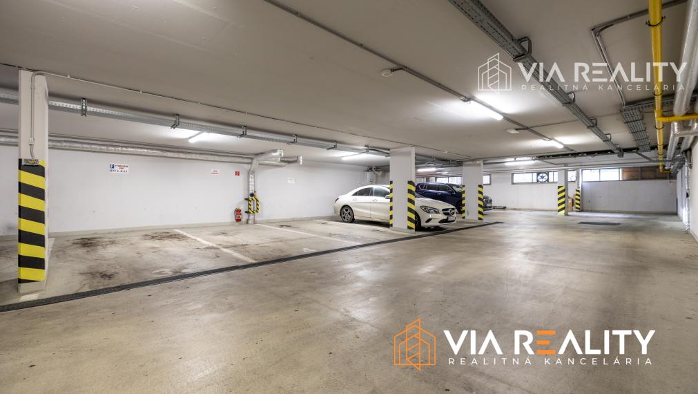 3 izbový PENTHOUSE, 2 x parking, Koliba, terasa, Bratislava-Nové Mesto