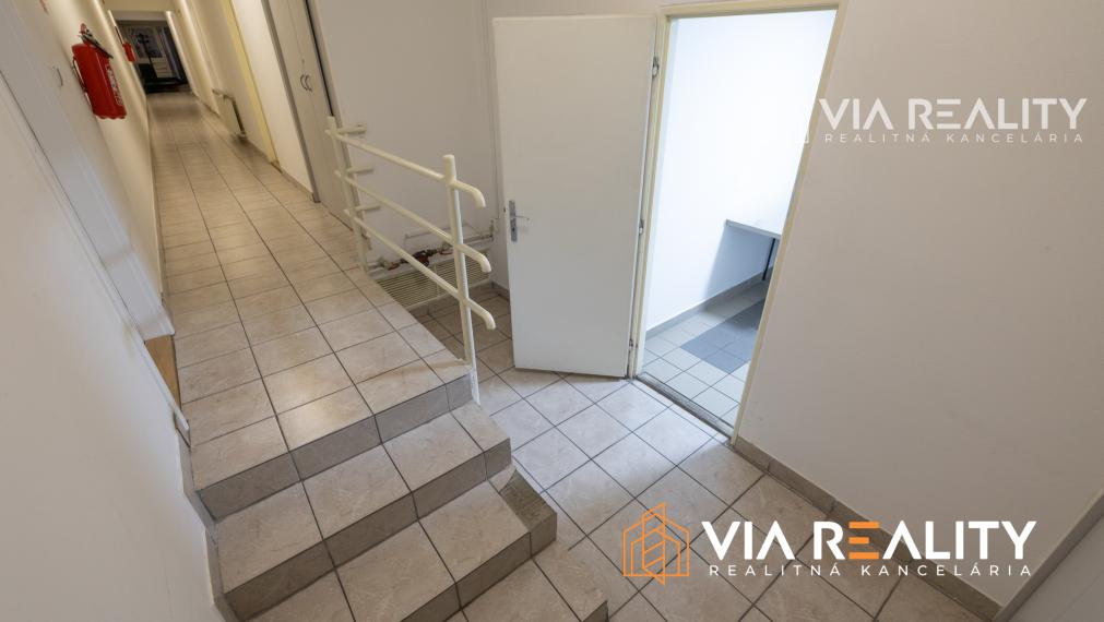 Administratívne priestory, 190m2, parkovanie, klimatizácia, pri Vienna Gate, prenájom, Kopčianska, Bratislava