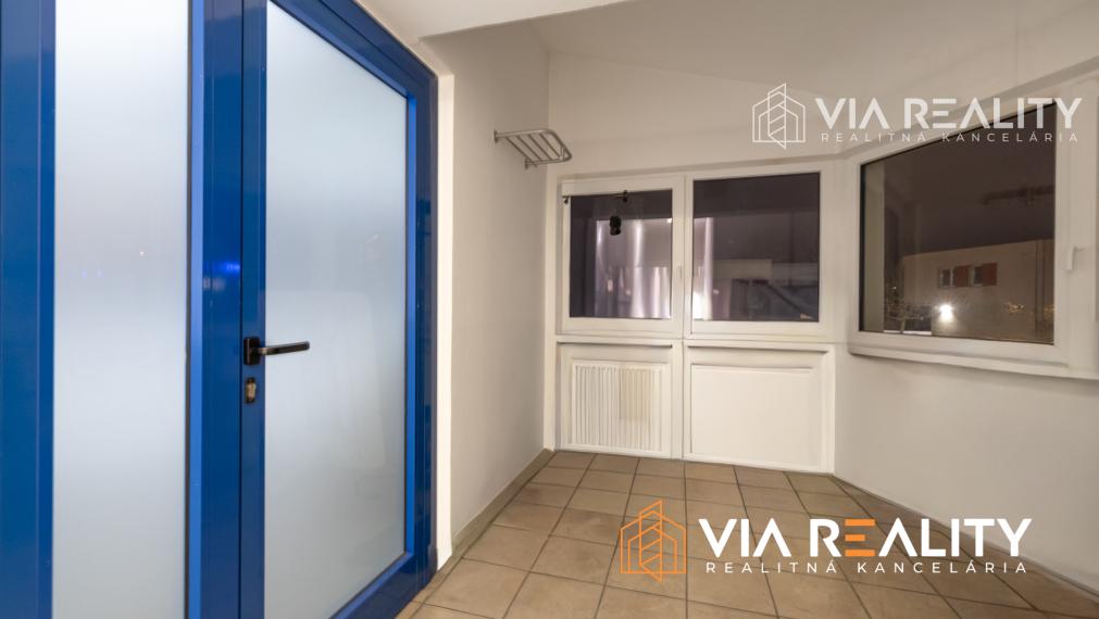 Administratívne priestory, 190m2, parkovanie, klimatizácia, pri Vienna Gate, prenájom, Kopčianska, Bratislava