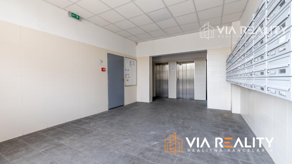 1-izbový byt s pivnicou, predaj, Fedinova, Bratislava - Petržalka