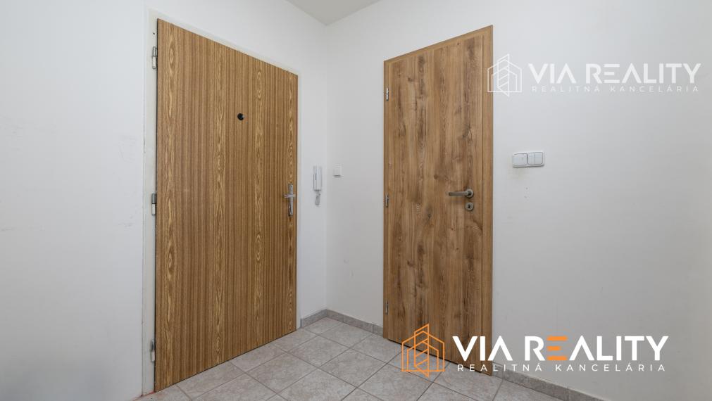 1-izbový byt s pivnicou, predaj, Fedinova, Bratislava - Petržalka