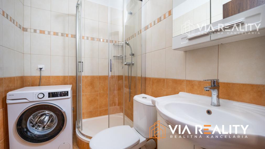 Garsónka s loggiou, prenájom, Blagoevova, Petržalka, Bratislava