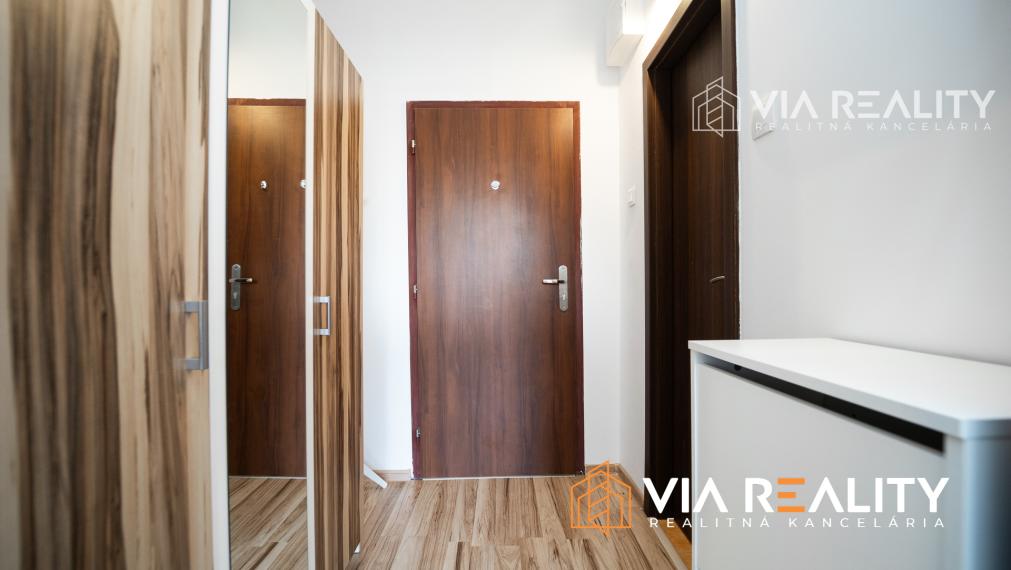 Garsónka s loggiou, prenájom, Blagoevova, Petržalka, Bratislava